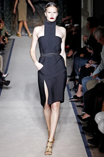 Look 26